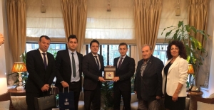 Büyükşehir, Londra ve Selanik’te