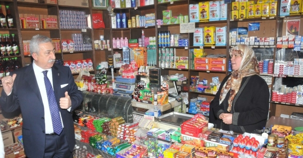 Palandöken: "İndirim marketleri, yerel marketleri yok ediyor"