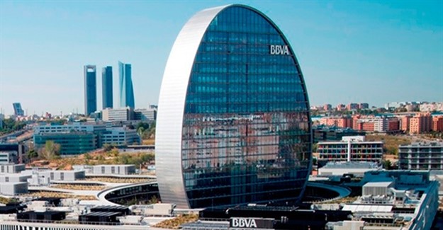 Dünya Devine Türk CEO