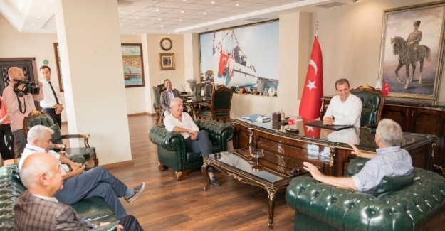 Başkan Seçer: "Mersin'in ikinci bir limana ihtiyacı var"