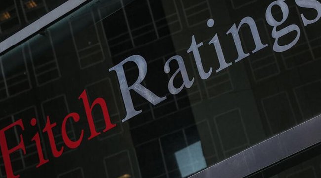 Fitch: Avrupa'daki çift dipli resesyon küresel toparlanma üzerinde baskı oluşturuyor