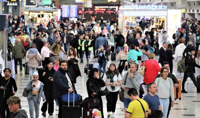 Antalya'yı ilk 7 ayda 9 milyon turist ziyaret etti
