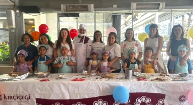 Minik şeflerden annelere en tatlı sürpriz