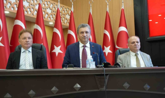 Antalya’da 159 milyar TL’lik 518 proje yürütülüyor