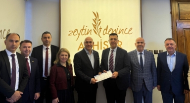 Akhisar Ticaret Borsası ile Vakıfbank’tan Sektöre Nefes Olacak Anlaşma!