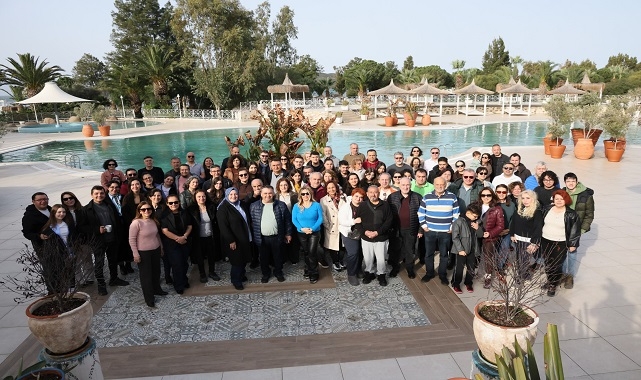 EMD İzmir Şubesi, 36. kuruluş yıldönümünü Foça’da kutladı