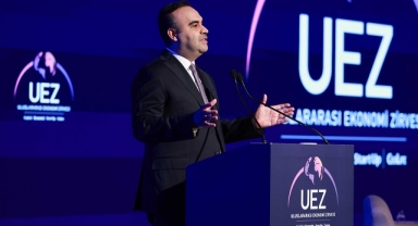 Bakan kacir: Türkiye Küresel Ticarette Merkez Olma Yolunda