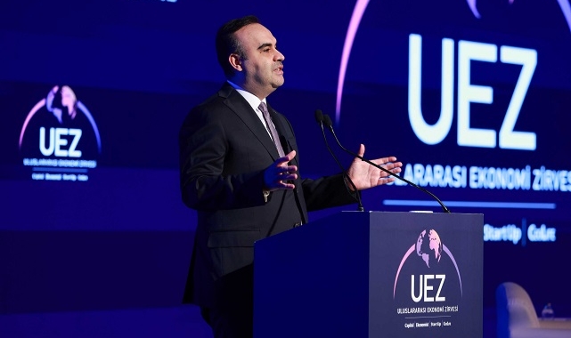Bakan kacir: Türkiye Küresel Ticarette Merkez Olma Yolunda