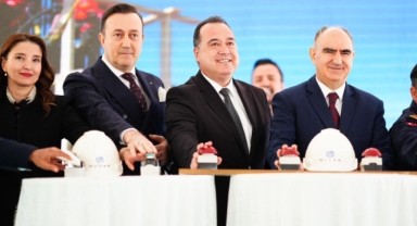 Manisa’da iş dünyasının yeni prestij merkezi Work&Life için ilk kazma vuruldu