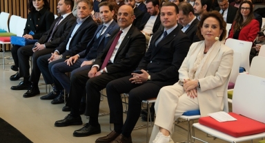 Emine Sabancı Kamışlı İzmir iş dünyasıyla buluştu