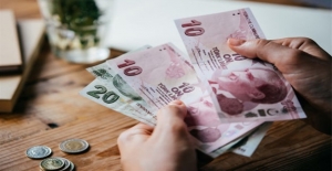 Dolar Değer Kazandı Ama...